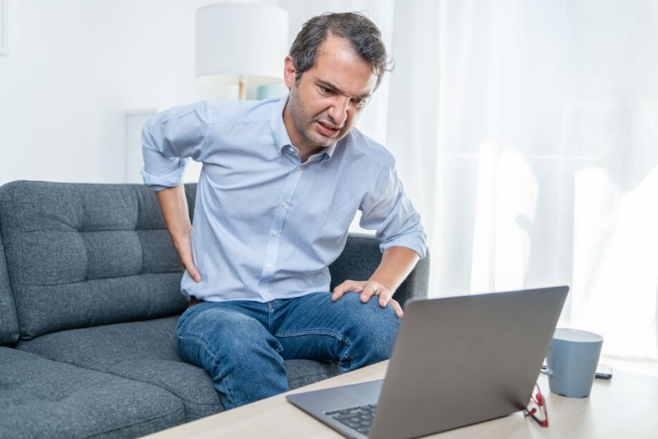 Ergonomia em sofás para sala - a importância do conforto e da postura adequada