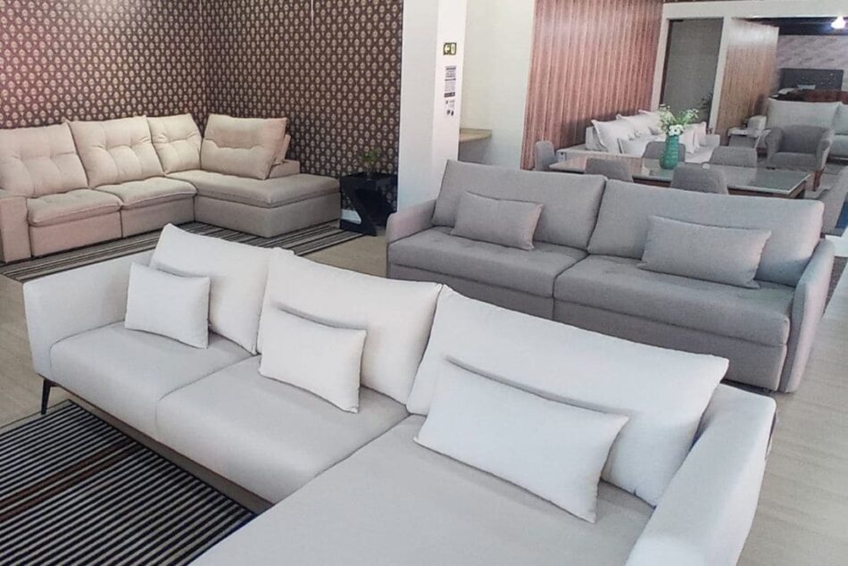 Sofá reclinável x sofá fixo: como escolher o ideal para cada ambiente?